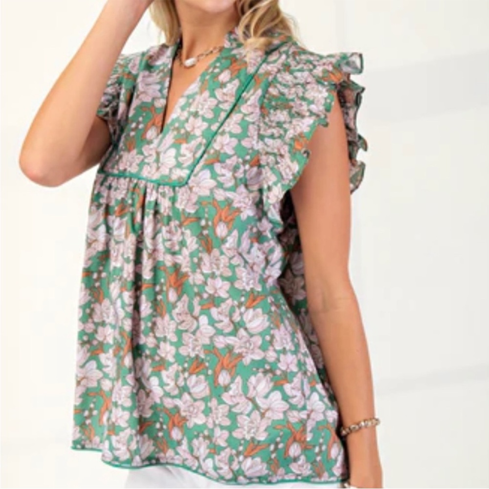 GiGio Floral Print Top with Piping Trim
Details S (oversized)